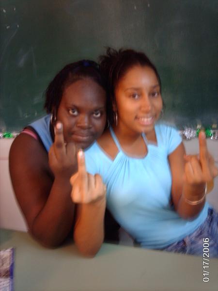 Stéf@nie @li@s f@nie & l@ris@ @li@s p@ro 972